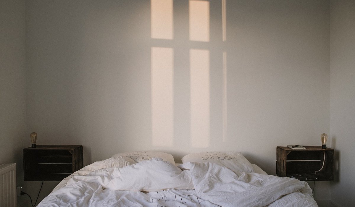 Choosing Linen Colours for a North-Facing Room